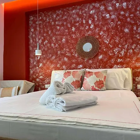 Goldfish Chalkidiki - Affordable Luxury